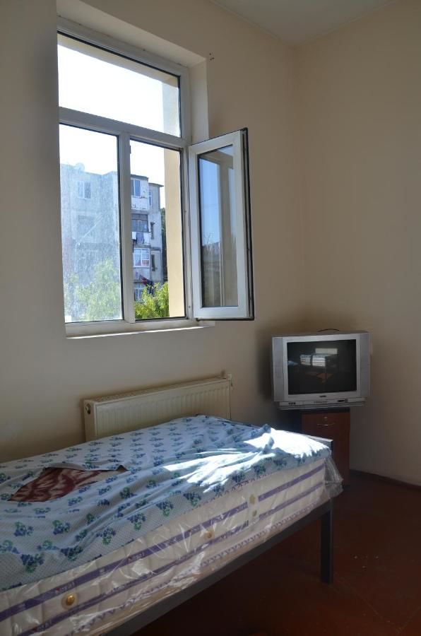 Хостелы Almaz Hostel Баку-24