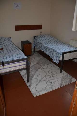 Хостелы Almaz Hostel Баку Стандартный двухместный номер с 1 кроватью-7